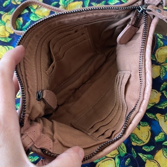 Brand New Passport to India Genuine Leather Woven Zipper Vintage Crossbody Purse - Picture 12 of 15